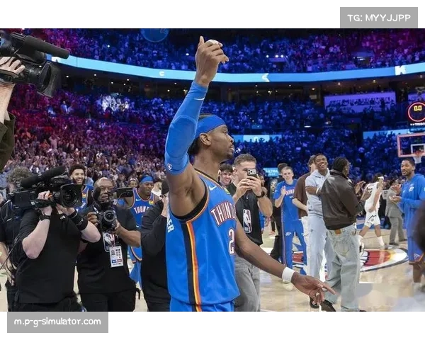 雷霆客胜绿军 亚历山大破张伯伦纪录霍姆格伦0.8秒罚球绝杀